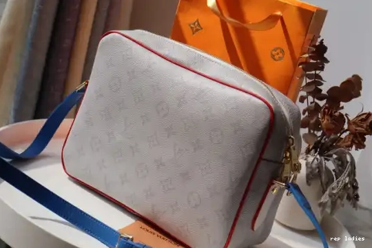 Cheap LVXNBA MESSENGER NIL VUITTON LOUIS 0519